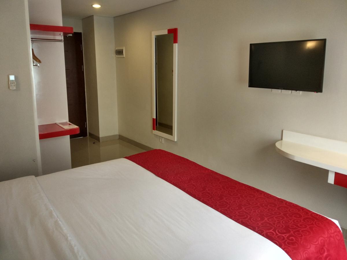 Brothers Inn Sukoharjo Екстер'єр фото