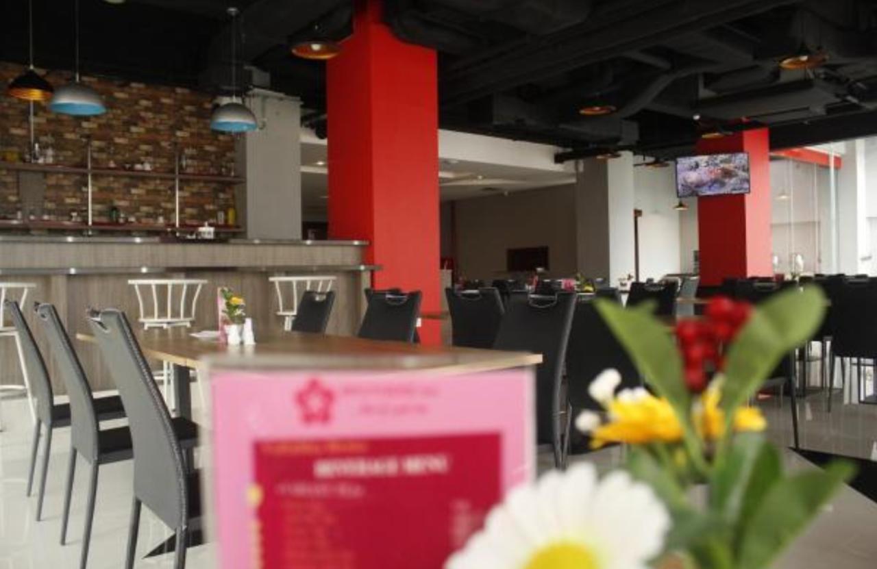 Brothers Inn Sukoharjo Екстер'єр фото