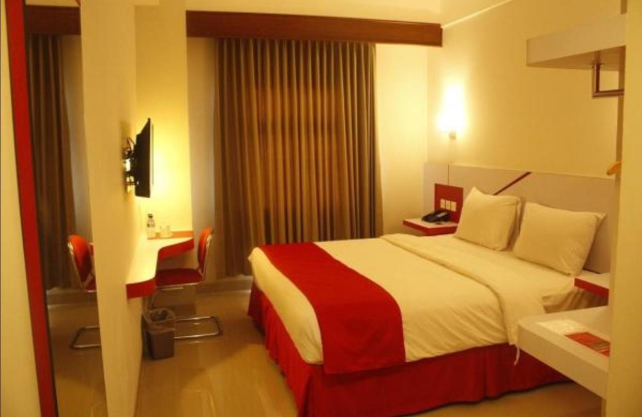 Brothers Inn Sukoharjo Екстер'єр фото