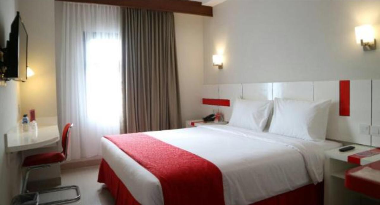 Brothers Inn Sukoharjo Екстер'єр фото