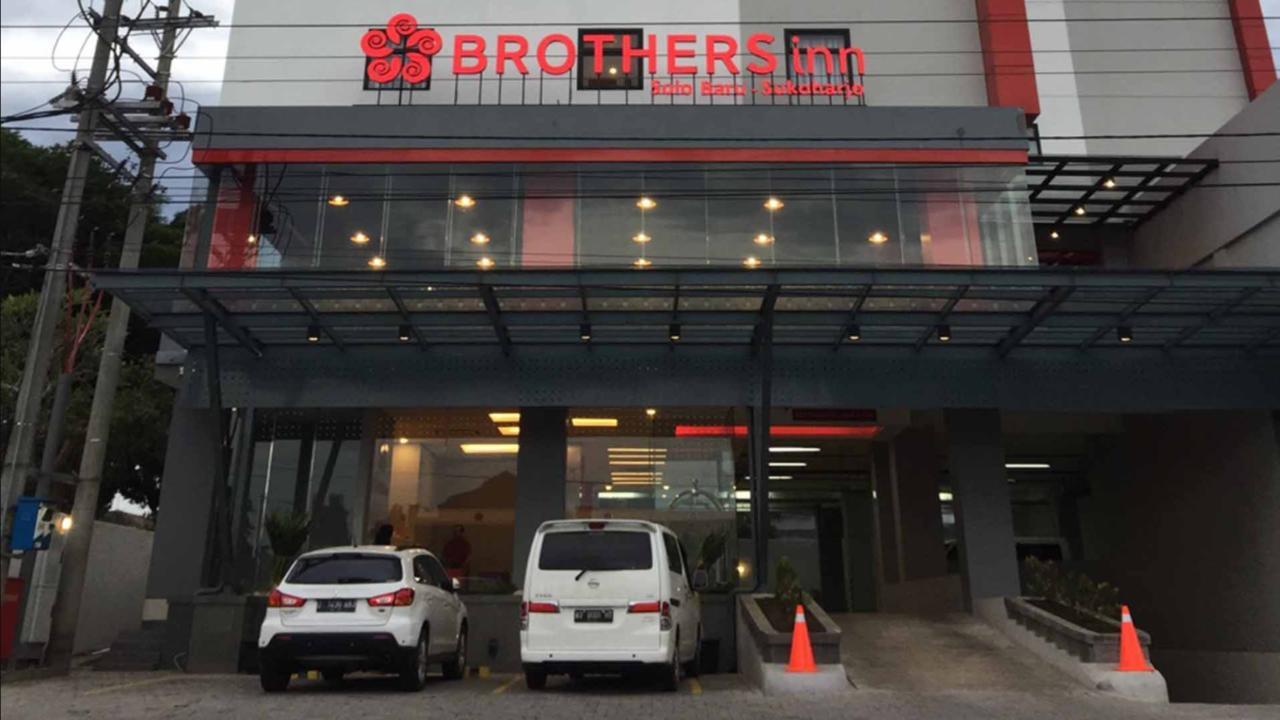 Brothers Inn Sukoharjo Екстер'єр фото