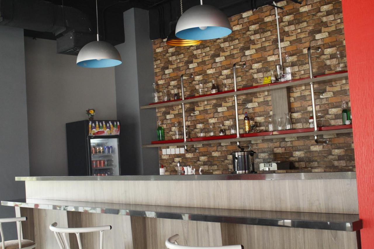 Brothers Inn Sukoharjo Екстер'єр фото